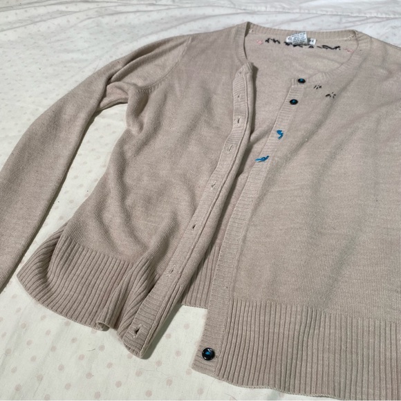 CB Design “Kiss Whoever” Beige Cardigan XL - Picture 2 of 7
